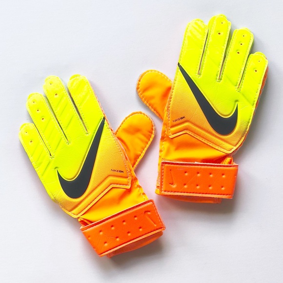 Nike Other - NIKE Goalkeeper Soccer Gloves